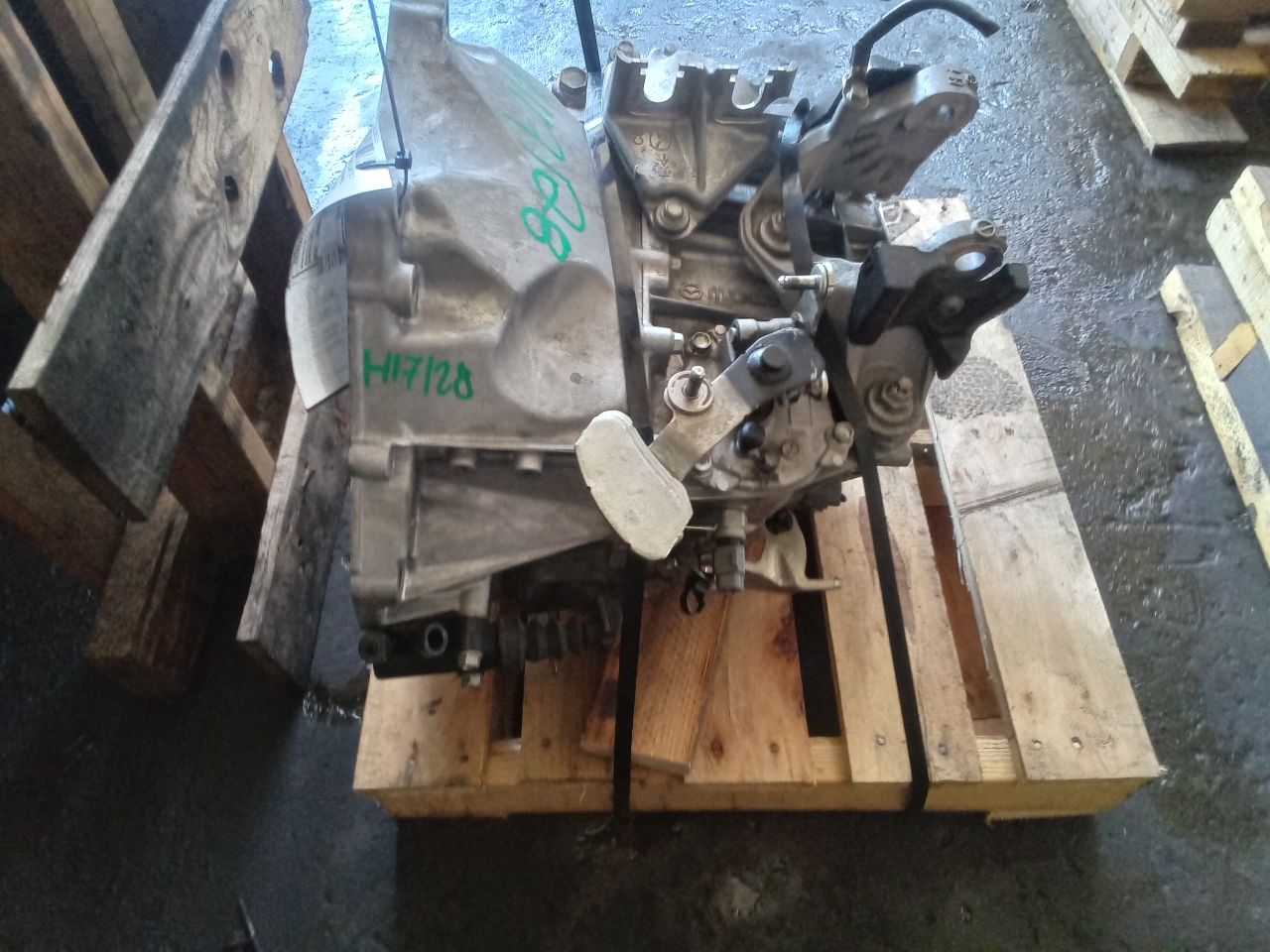 Part image 3