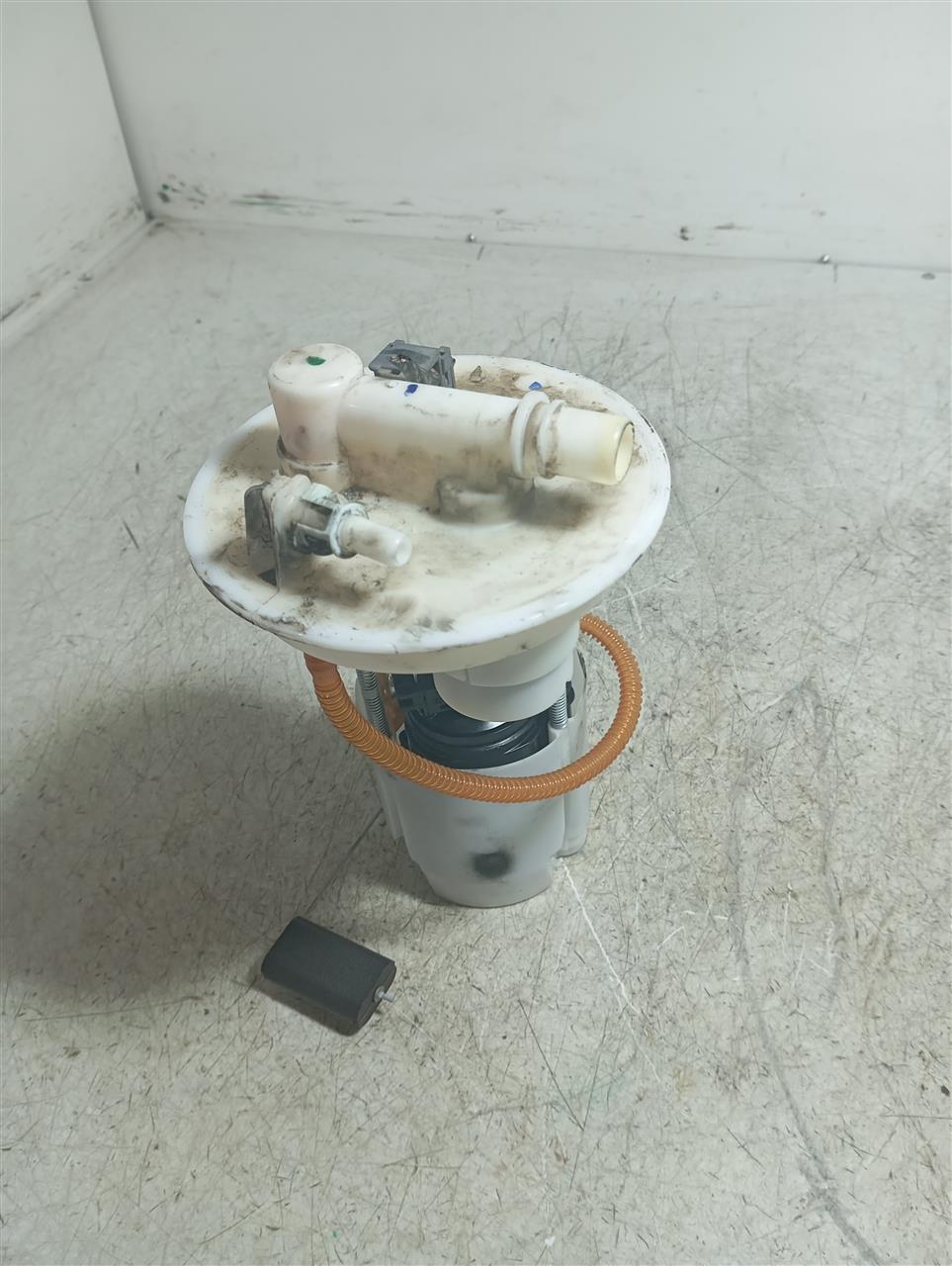 Part image 3