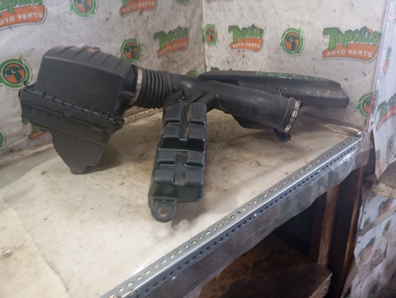 Part image 4
