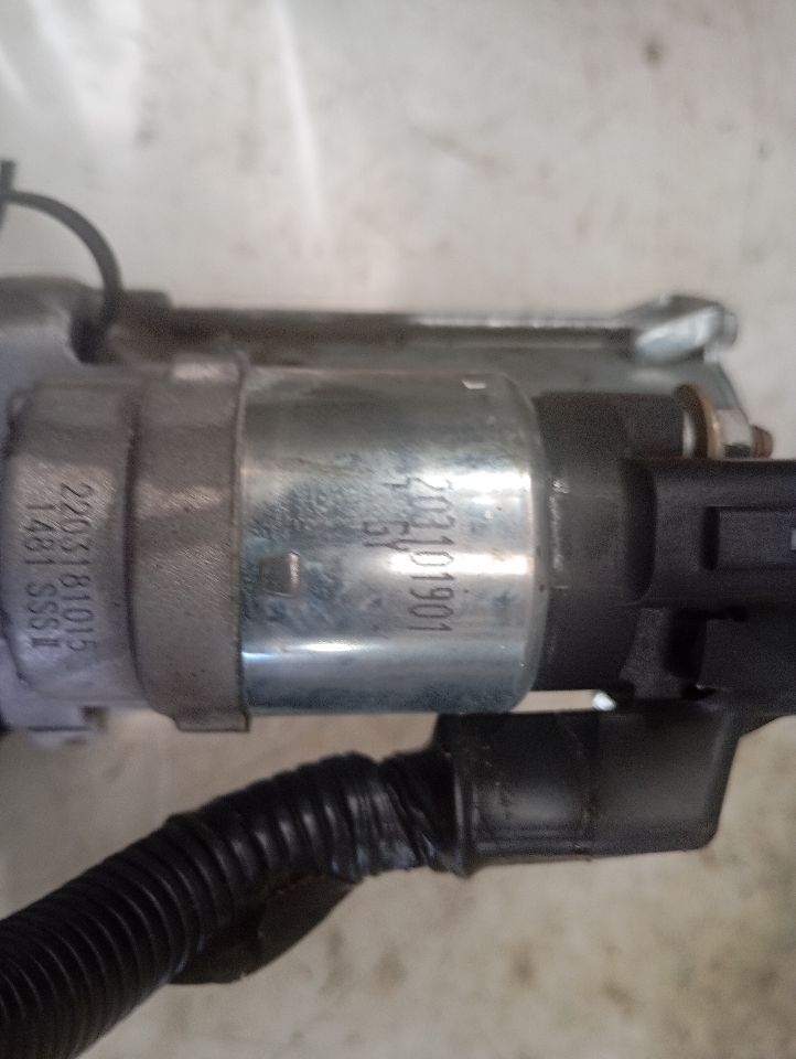Part image 7
