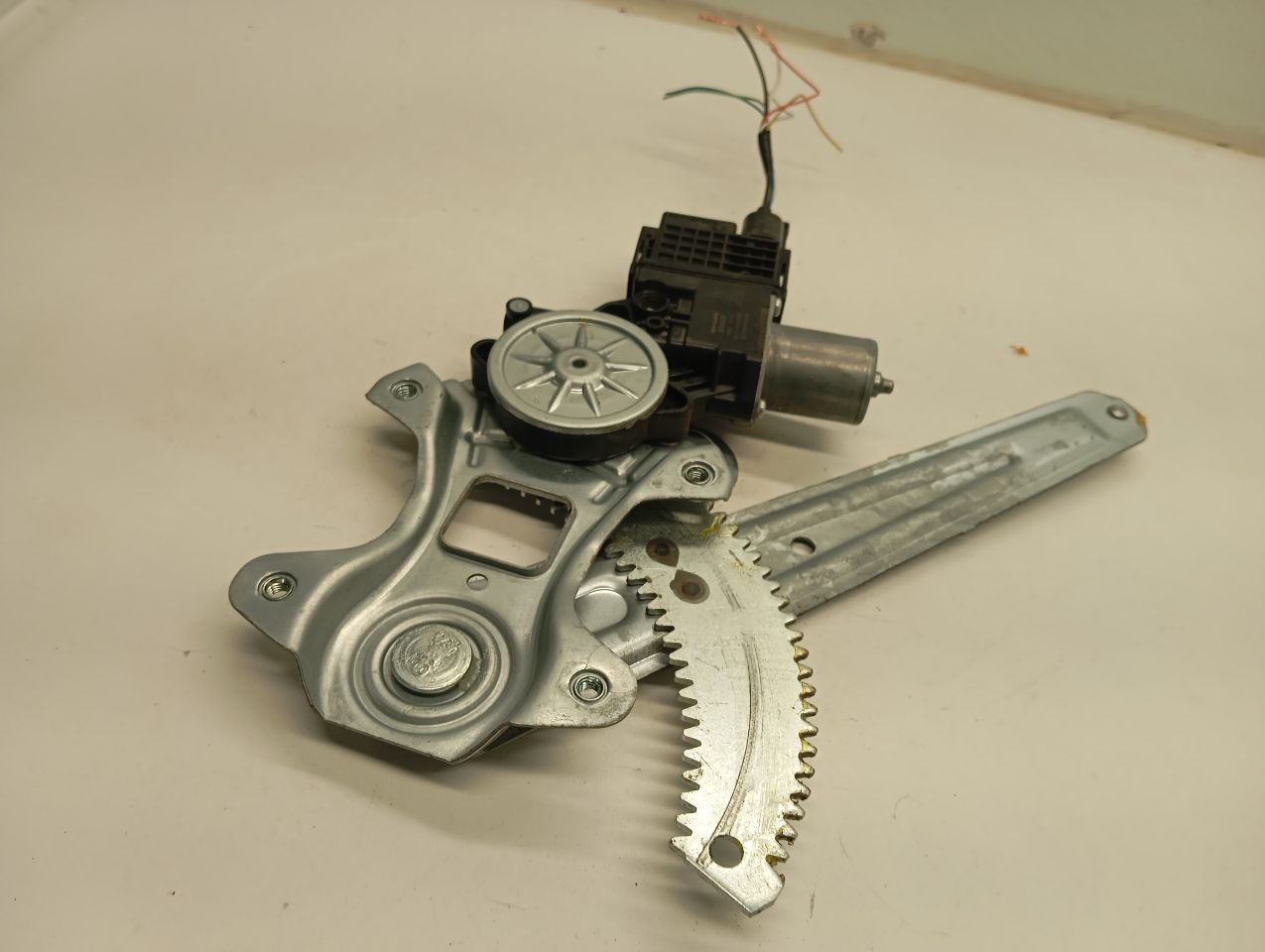 Part image 2