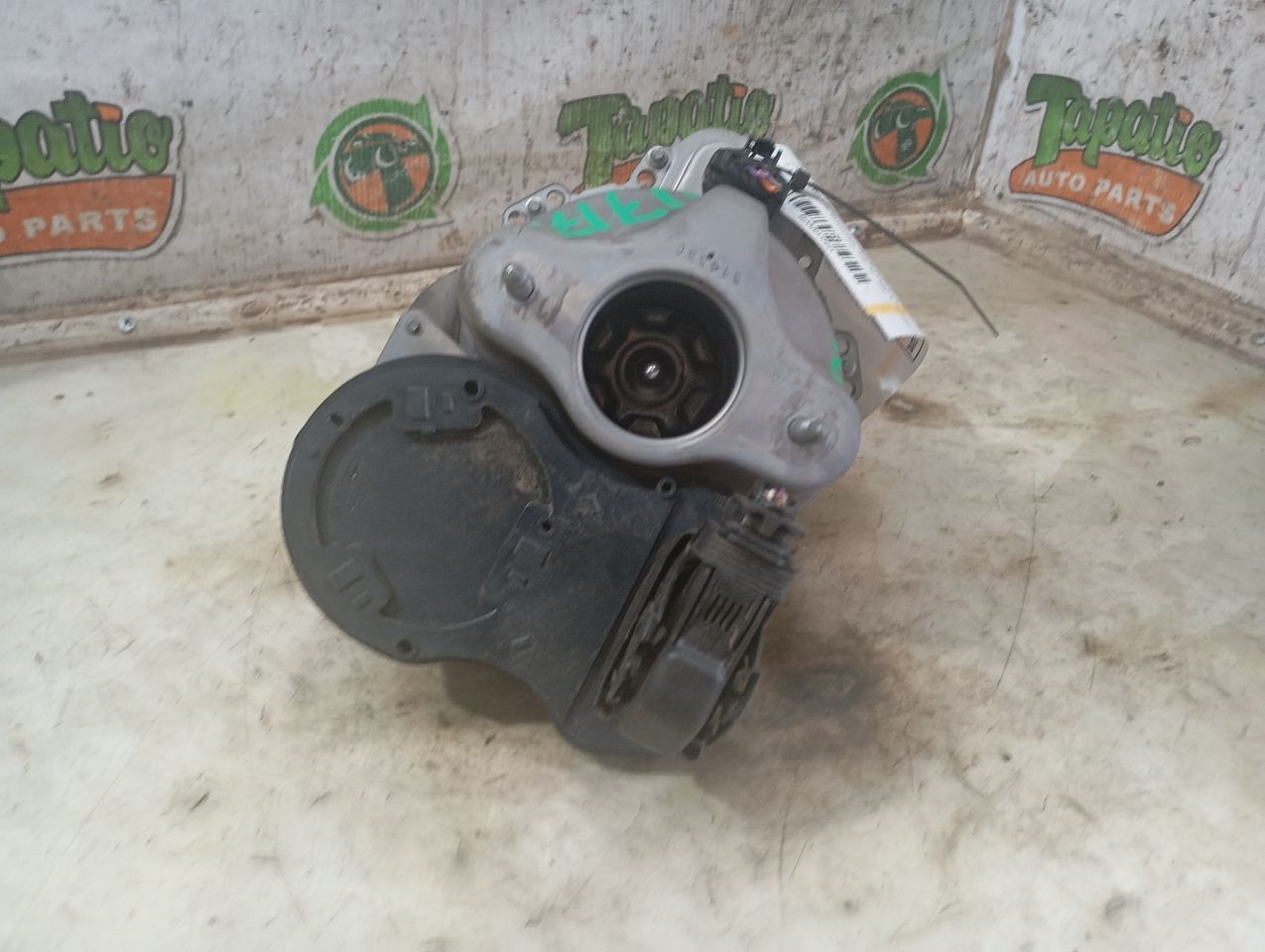 Part image 3
