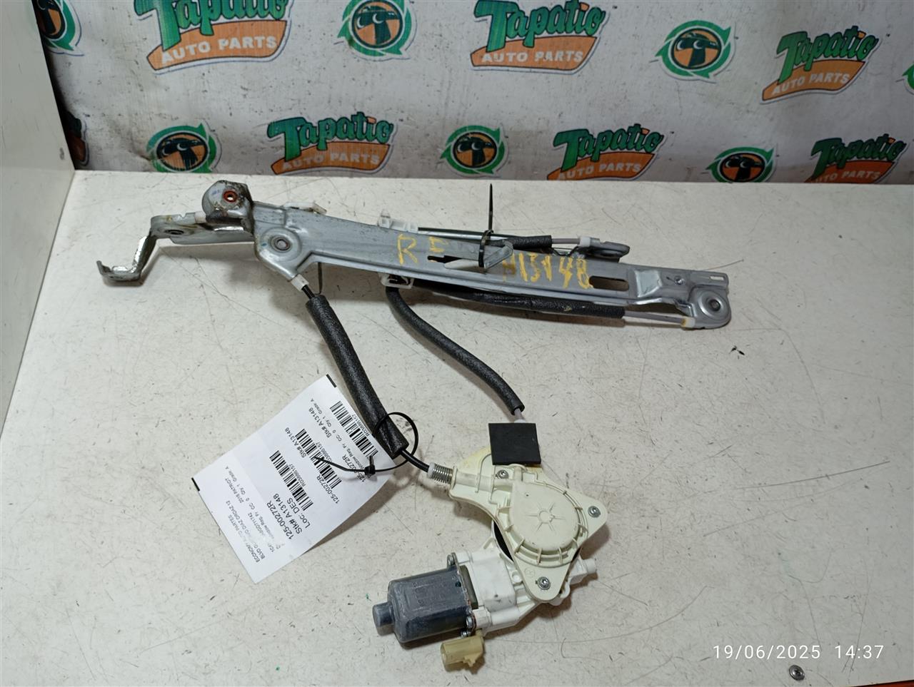 2016 Jeep PATRIOT Door Window Reg, Fr