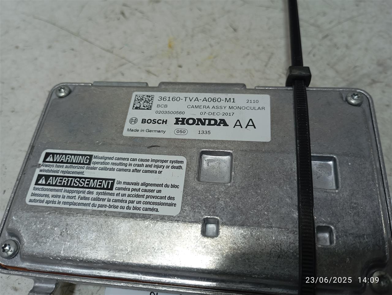Part image 3