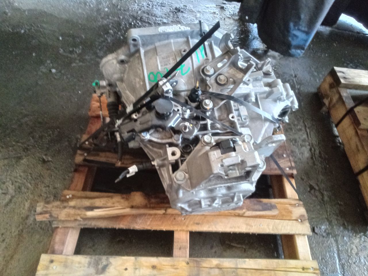Part image 3
