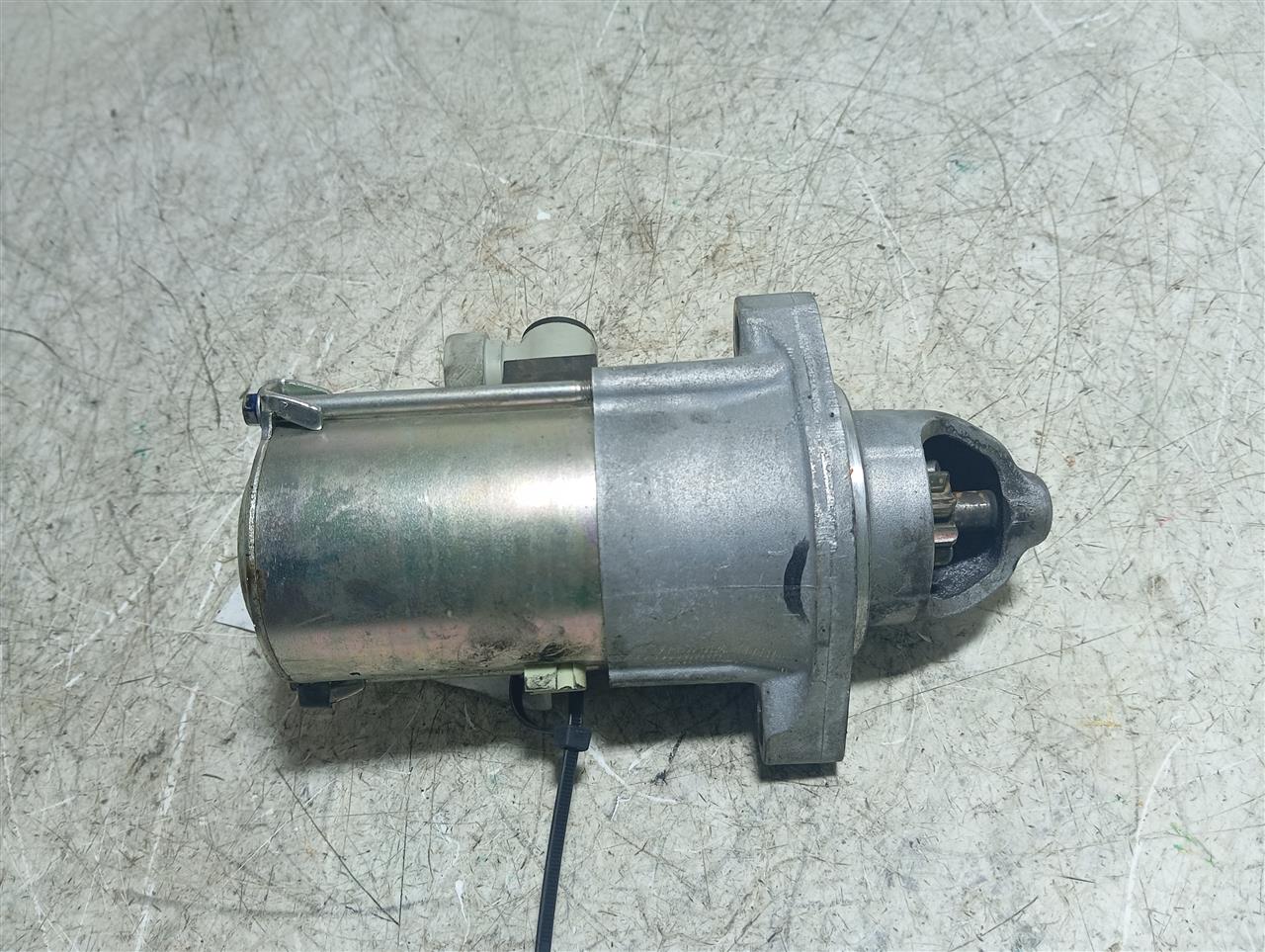 Part image 3