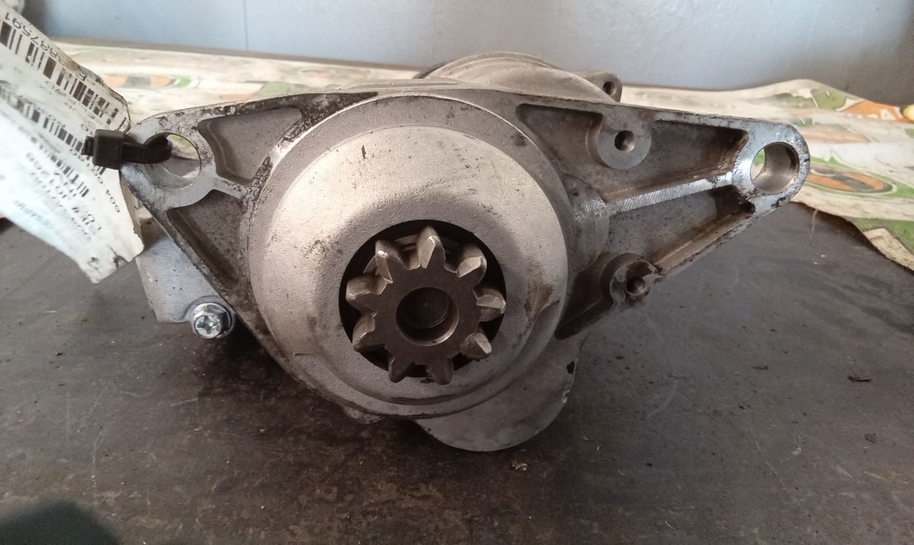 Part image 4
