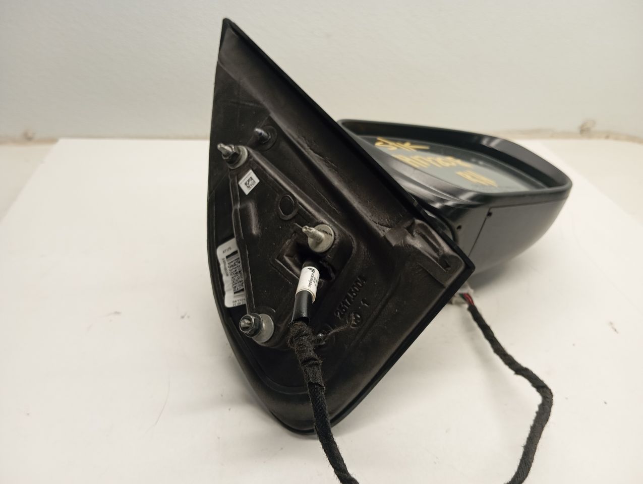 Part image 1