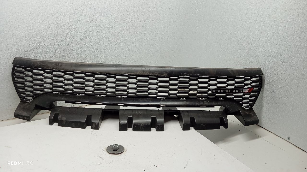 2017 Chrysler CHARGER Grille