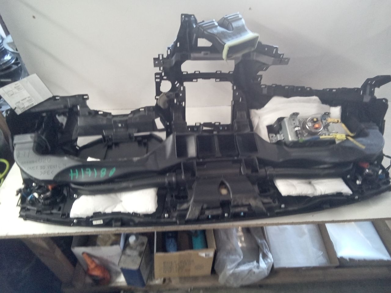 Part image 4