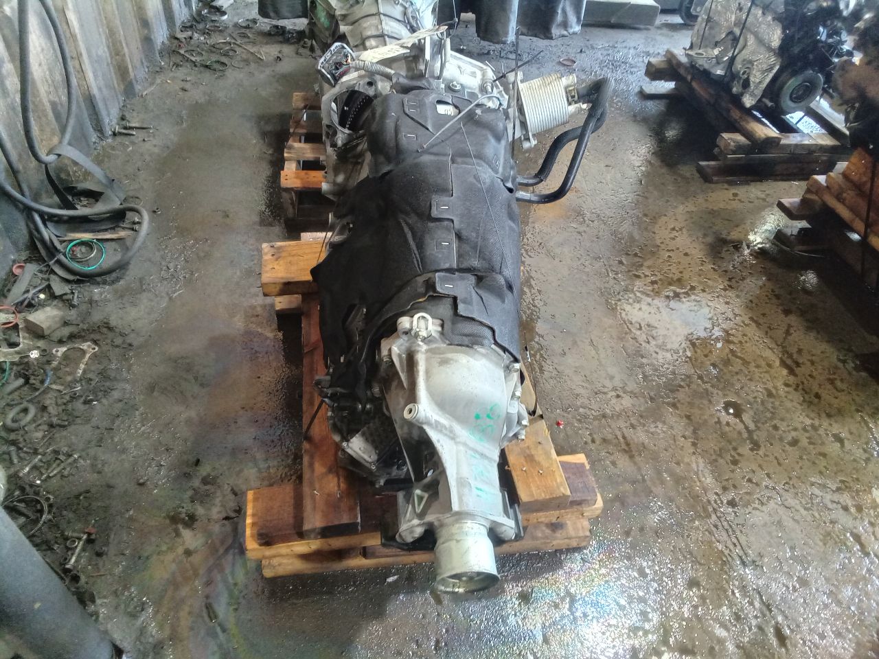 Part image 4