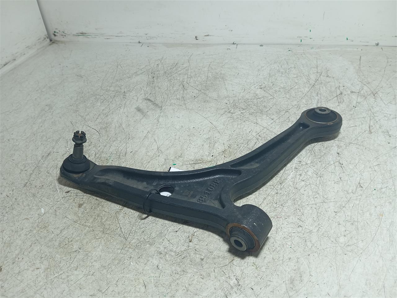 Part image 3