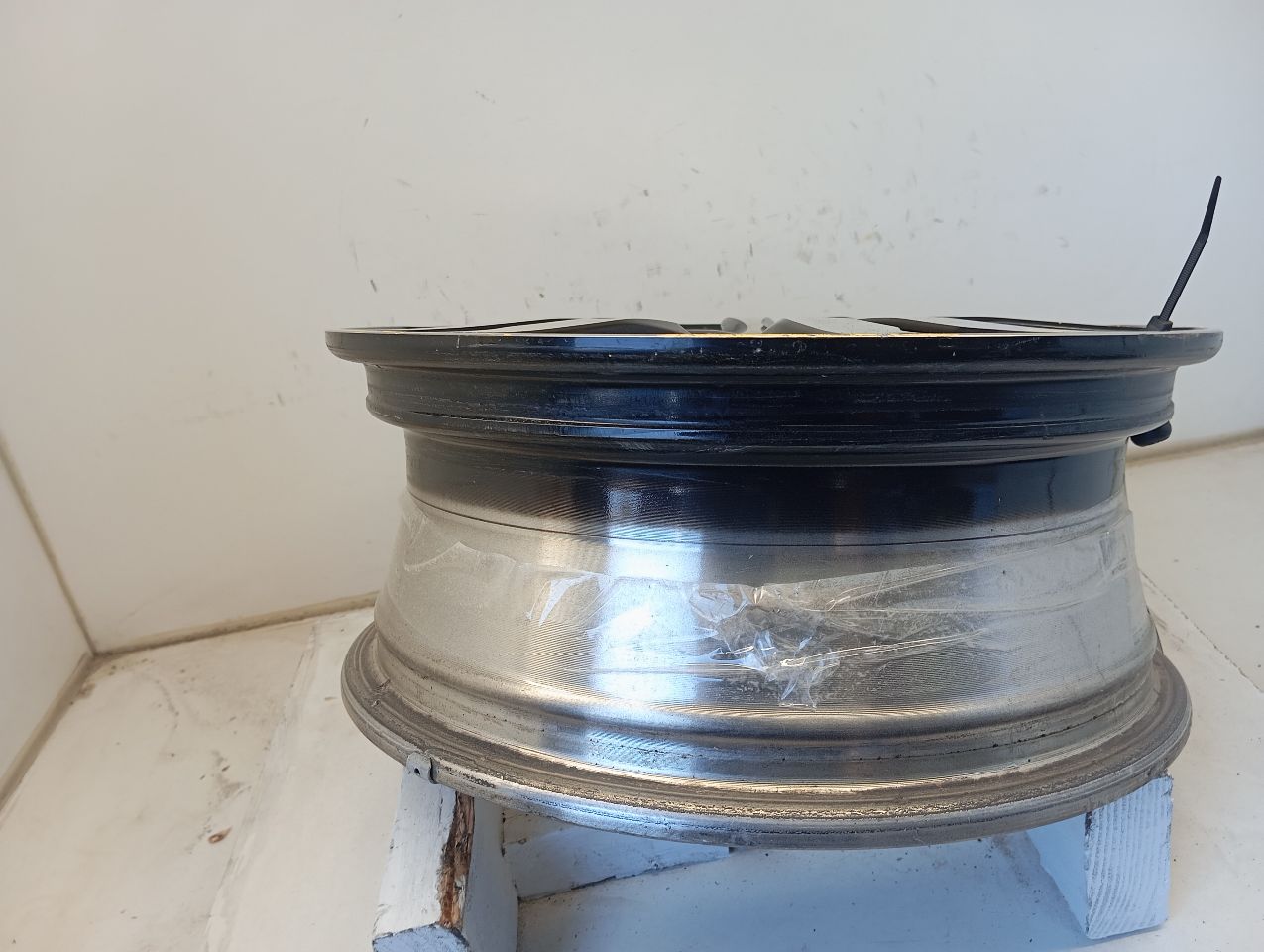 Part image 11