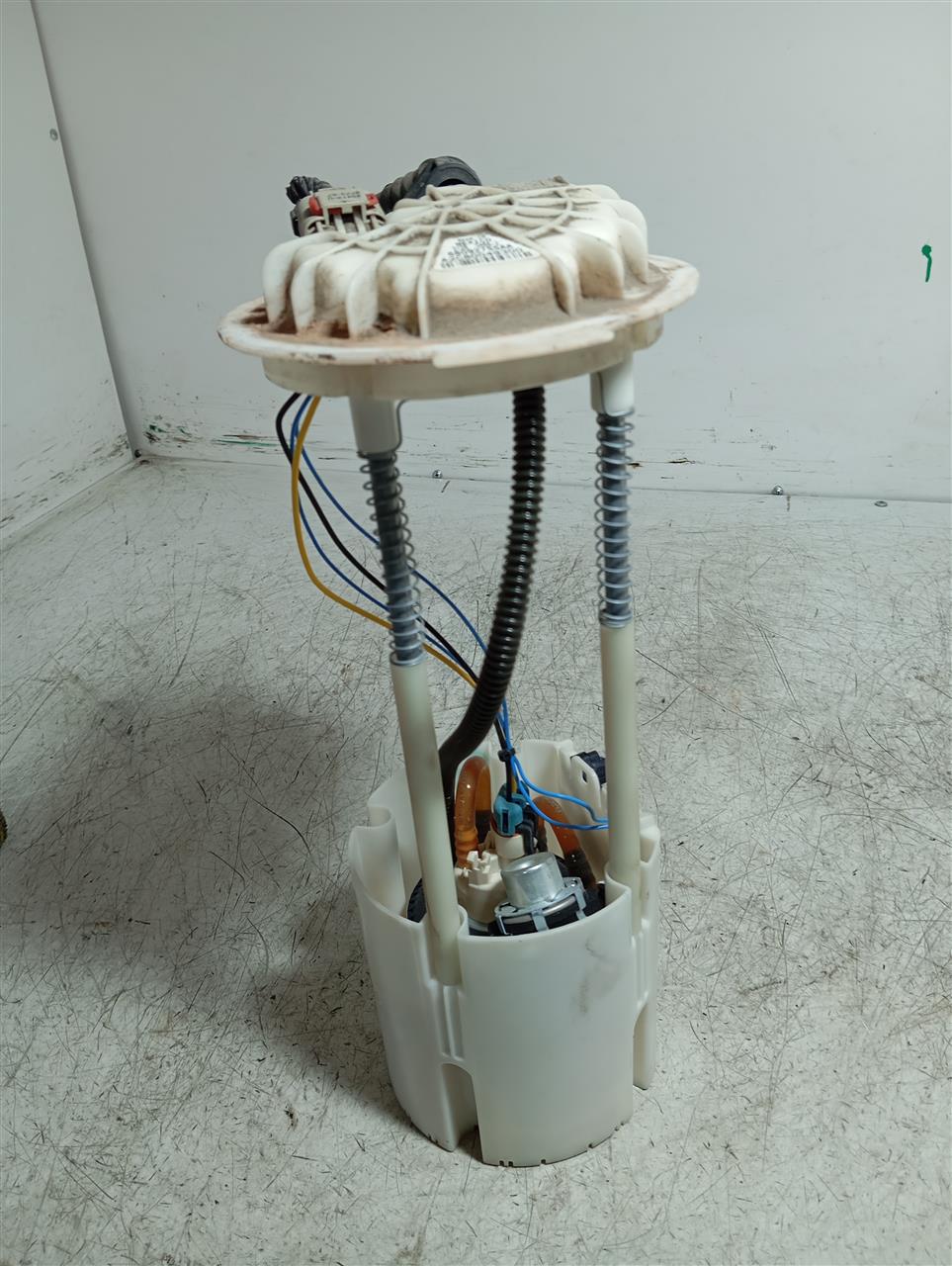 Part image 3