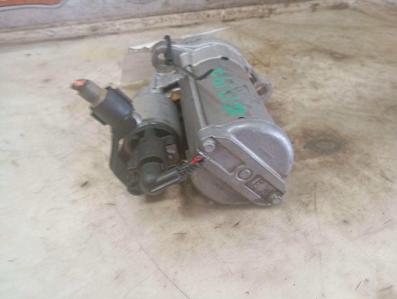 Part image 3