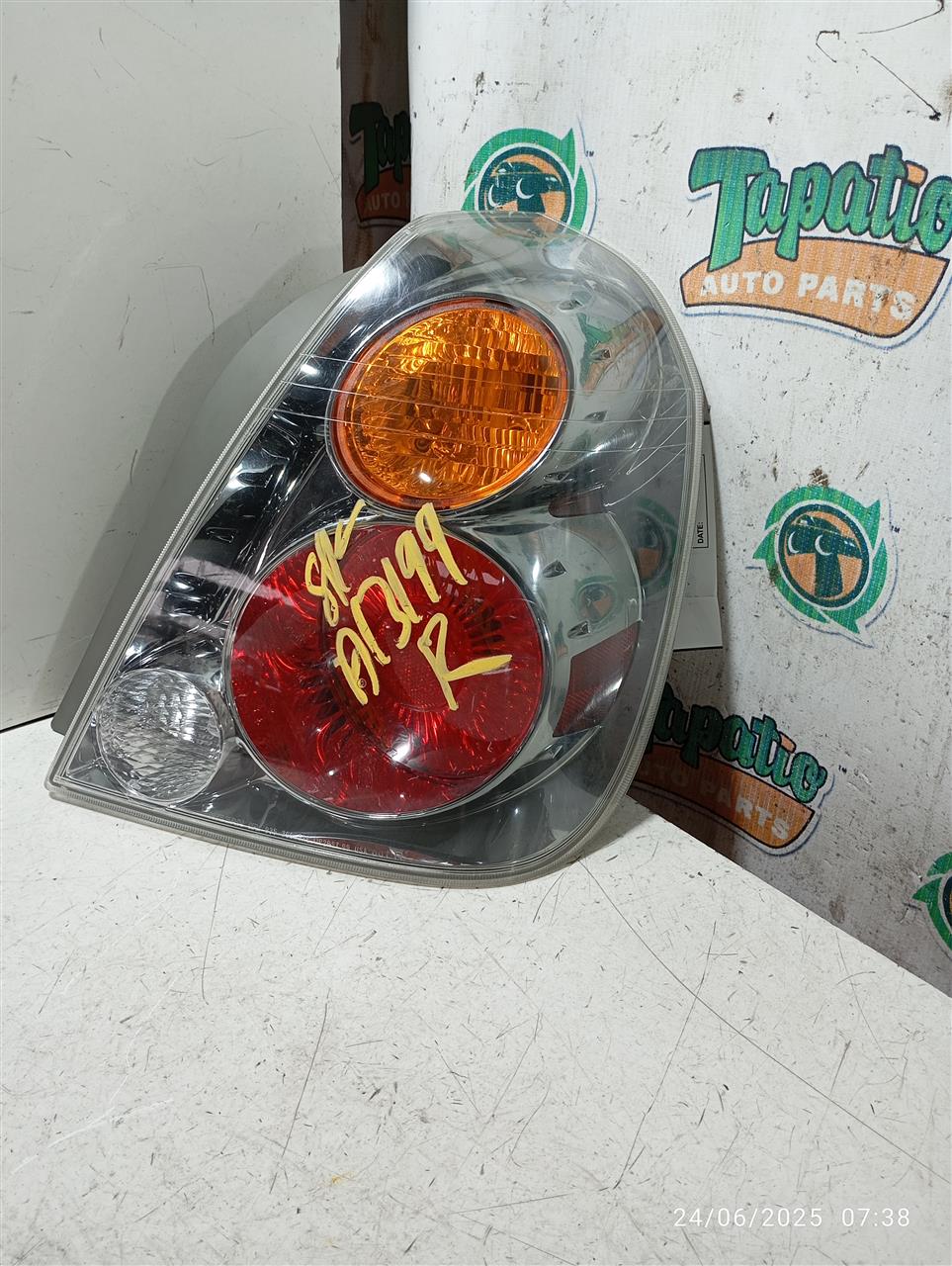 Part image 2