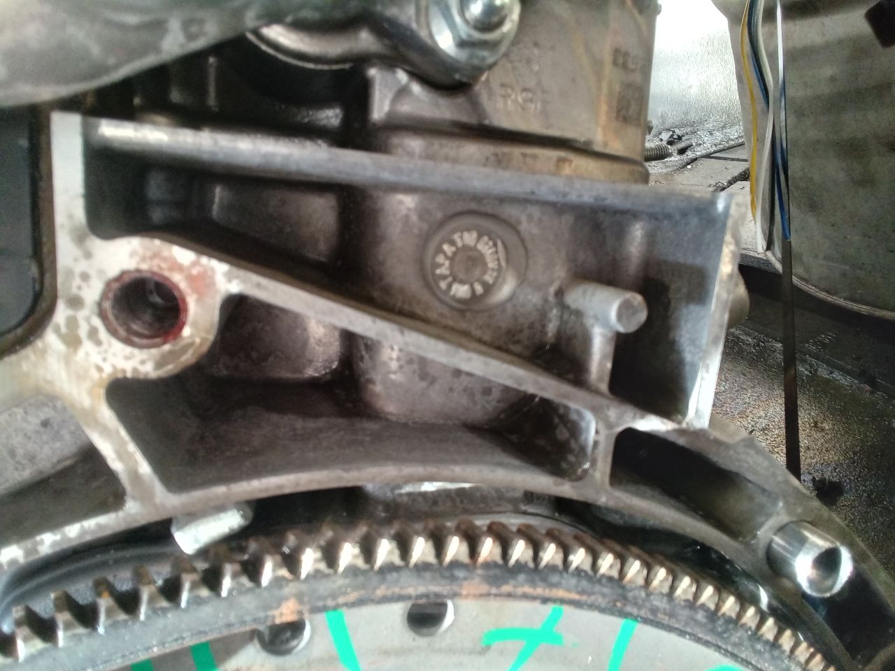 Part image 14