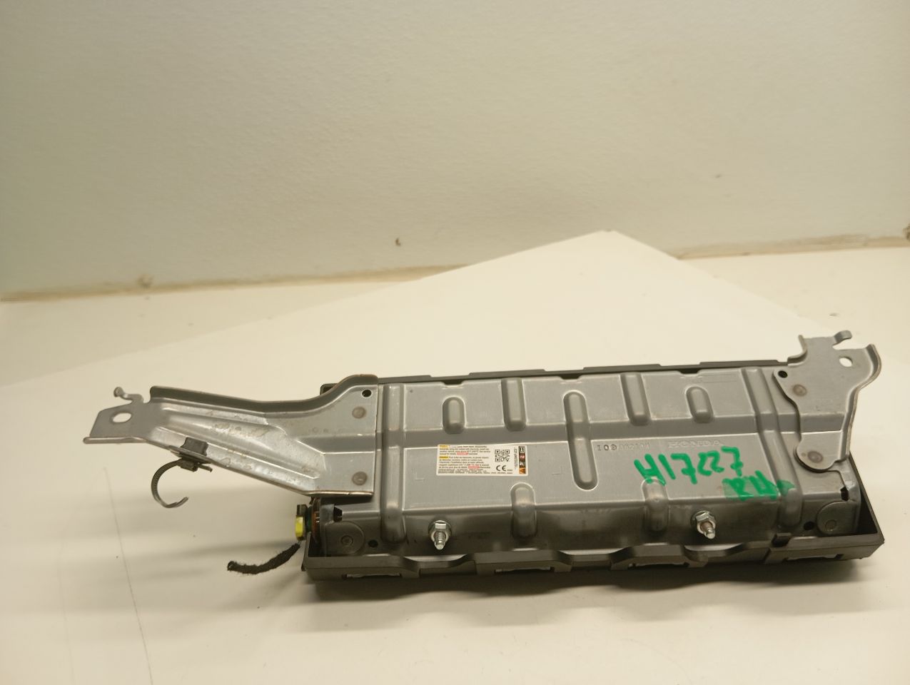 Part image 3