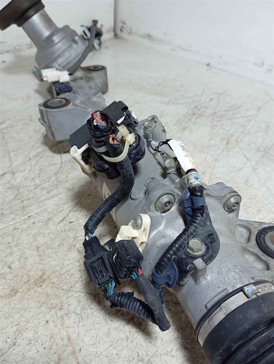 Part image 3