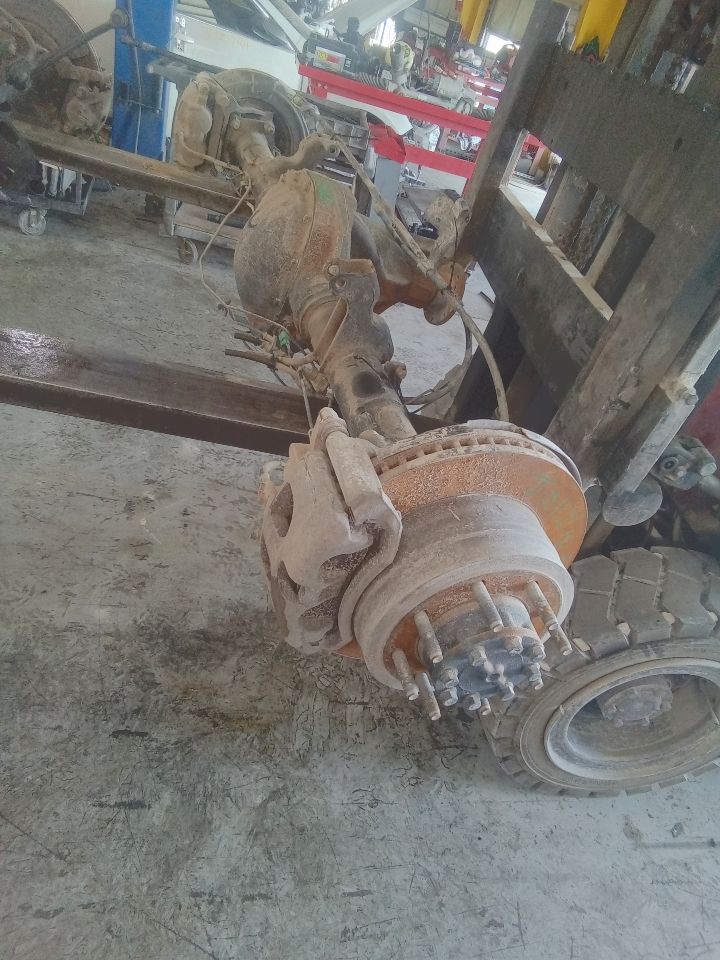 Part image 4