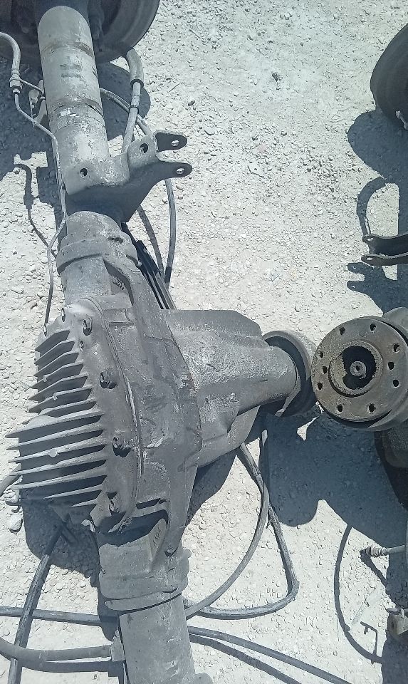 Part image 4