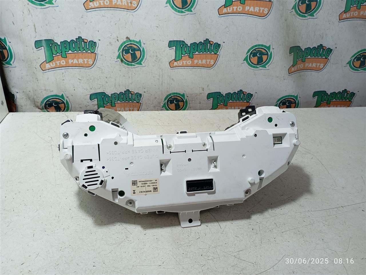 Used 2016 Honda CIVIC Speedo Head/Cluster - Stock #A13230