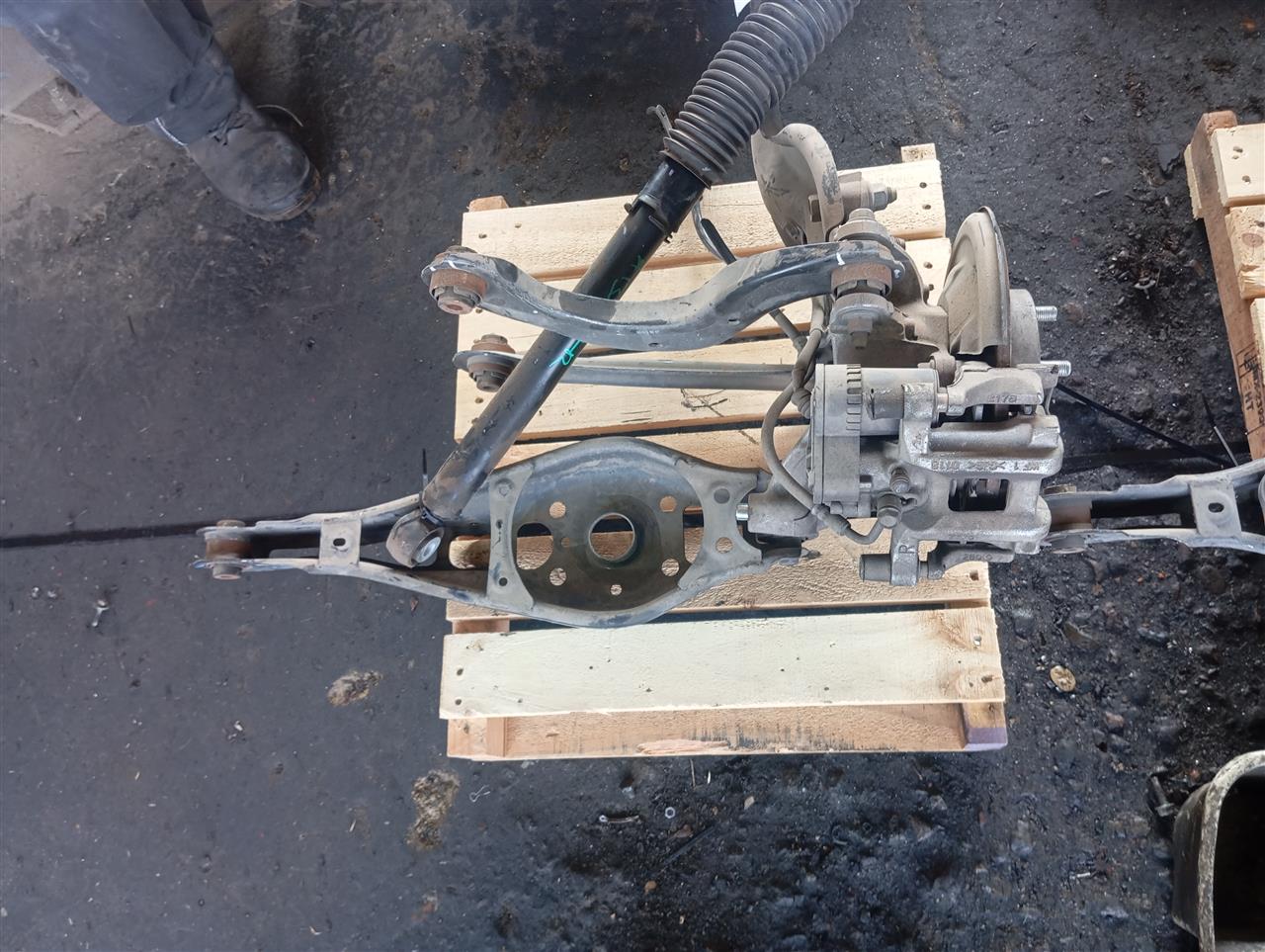 Part image 6