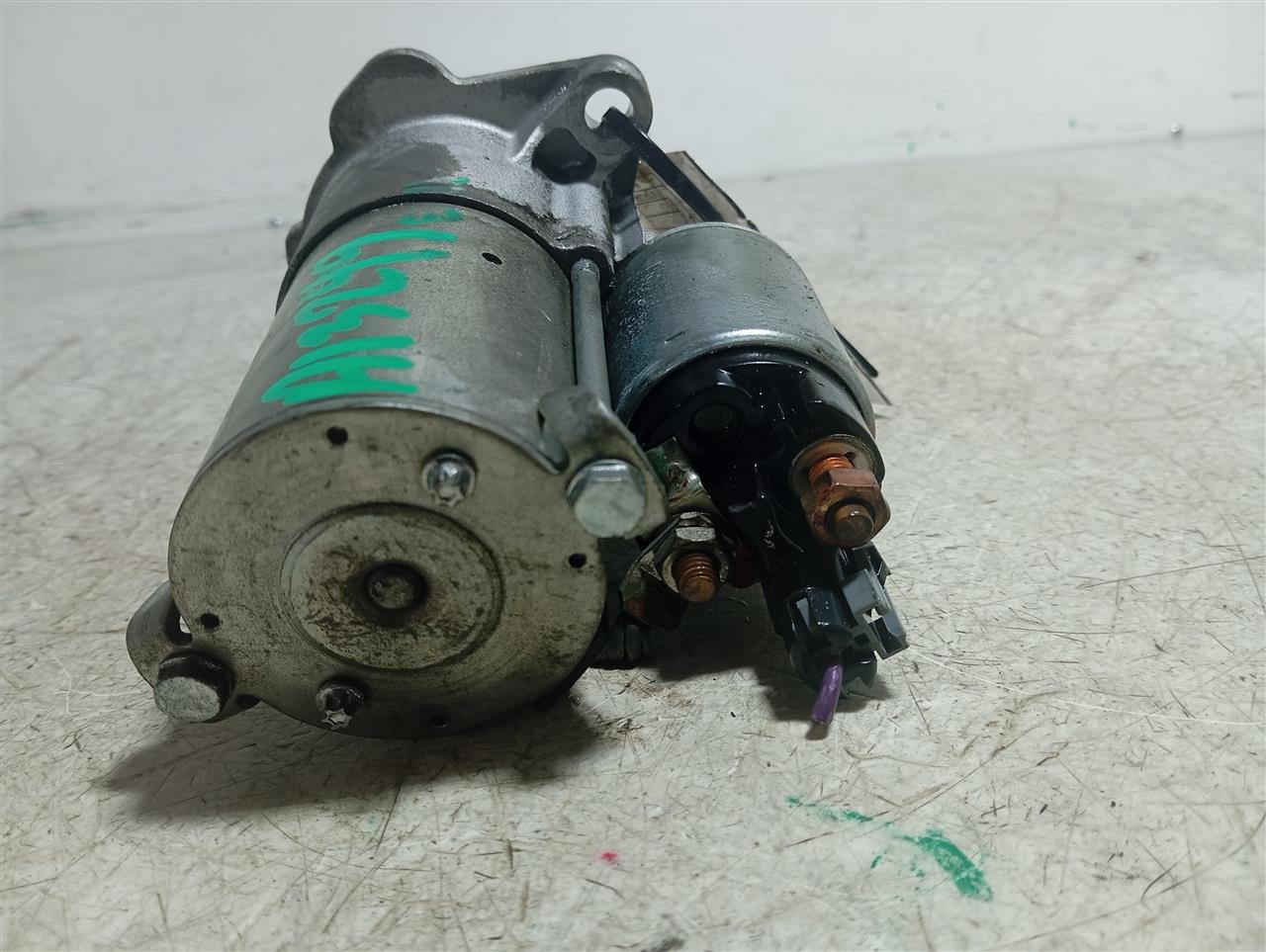 Part image 4
