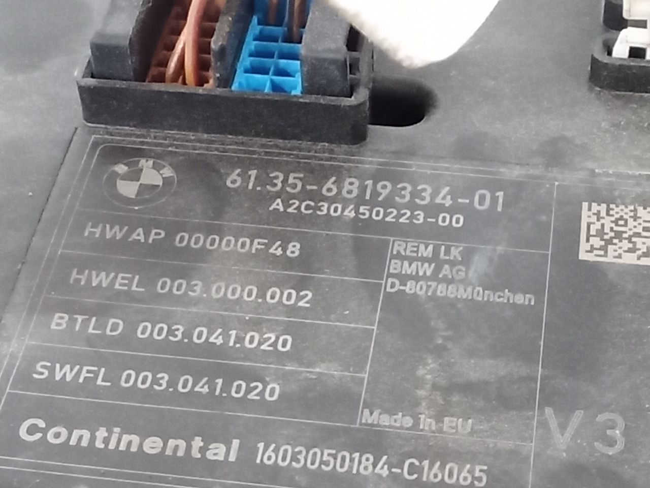 Part image 3