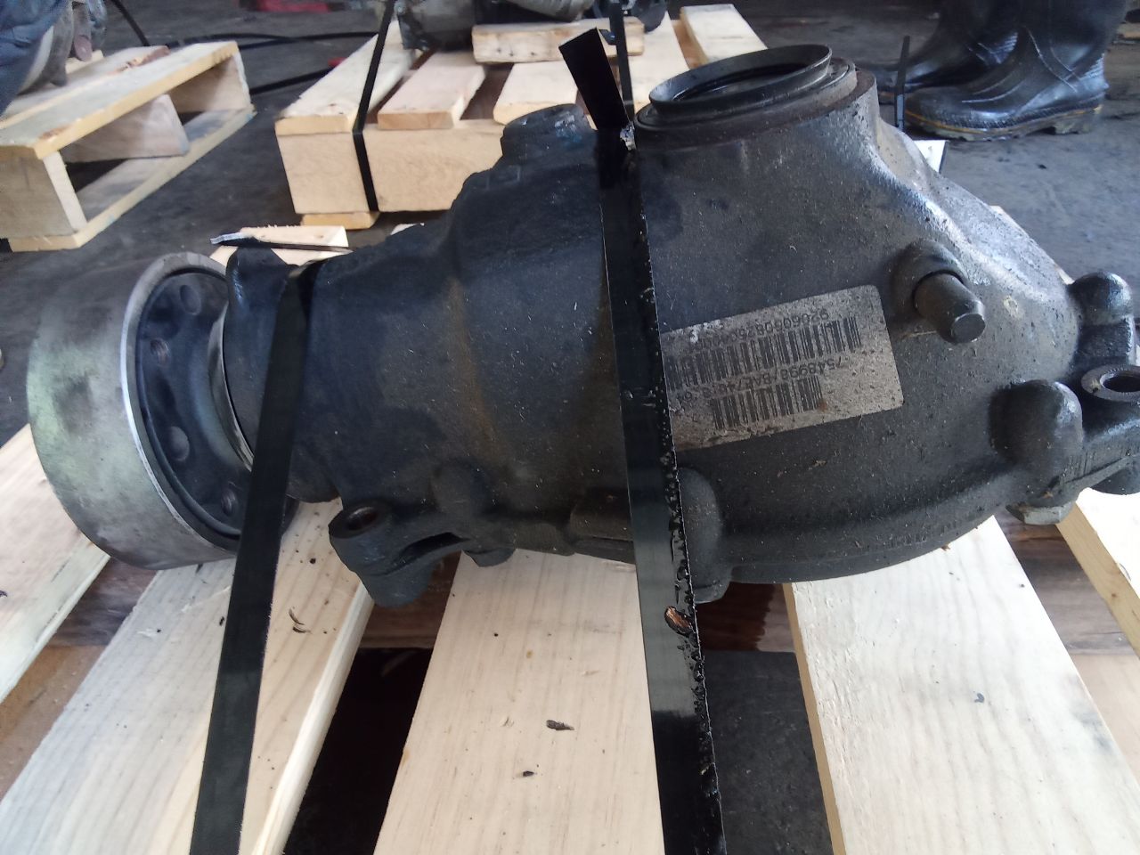 Part image 3