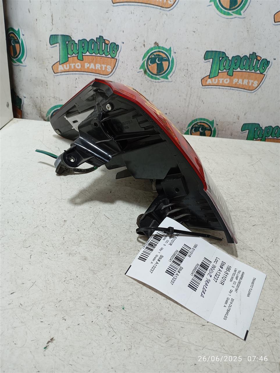 Part image 3
