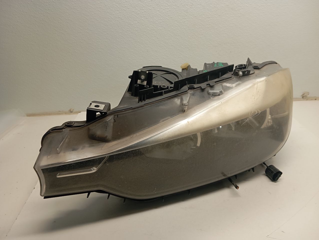 Part image 12
