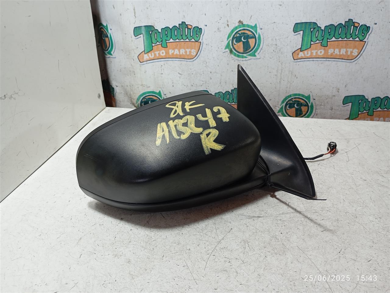 Used 2017 Jeep CHEROKEE Side View Mirror - Stock #A13247