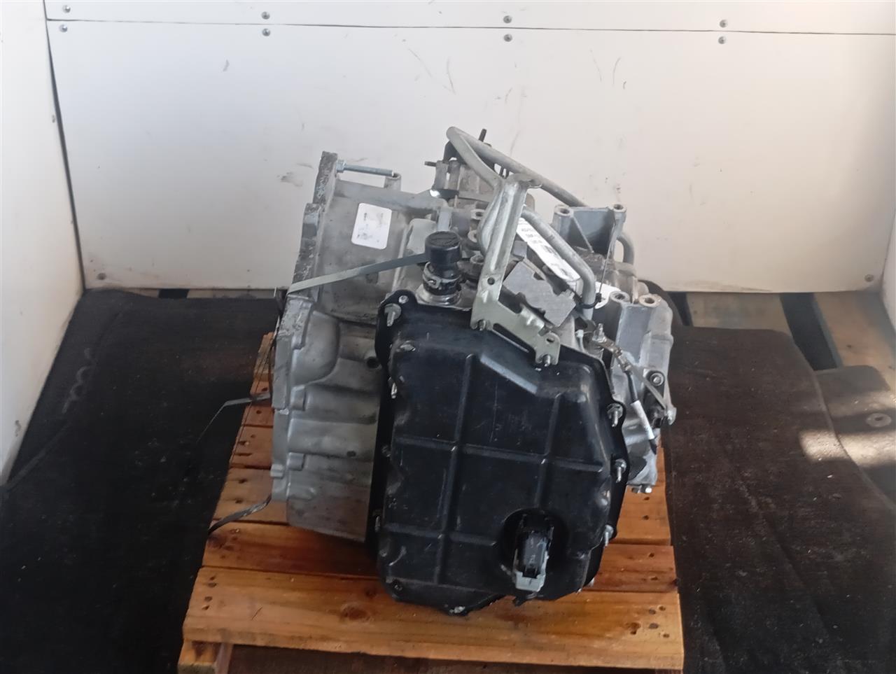 Part image 3