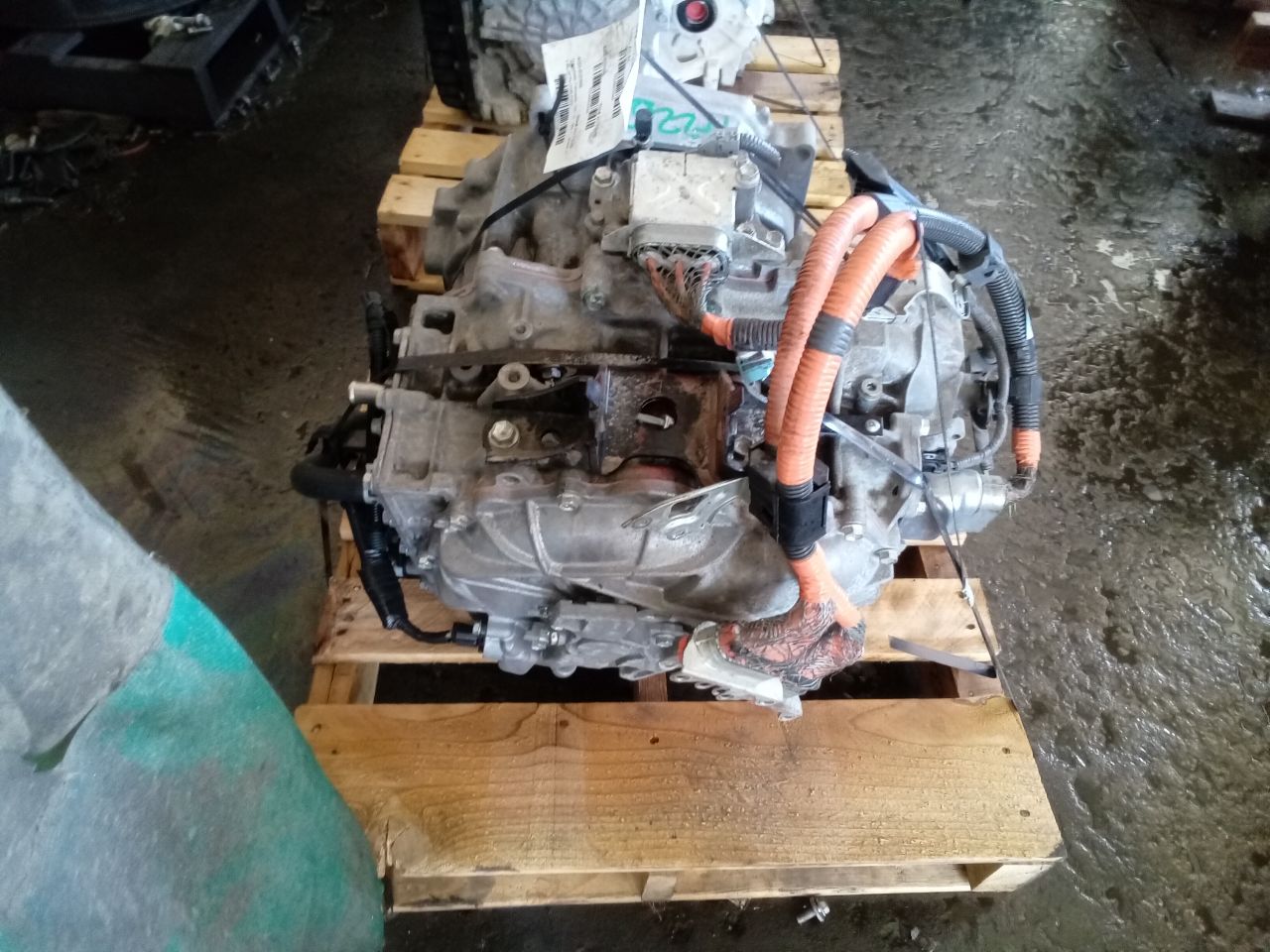 Part image 3