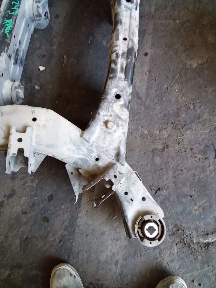 Part image 4