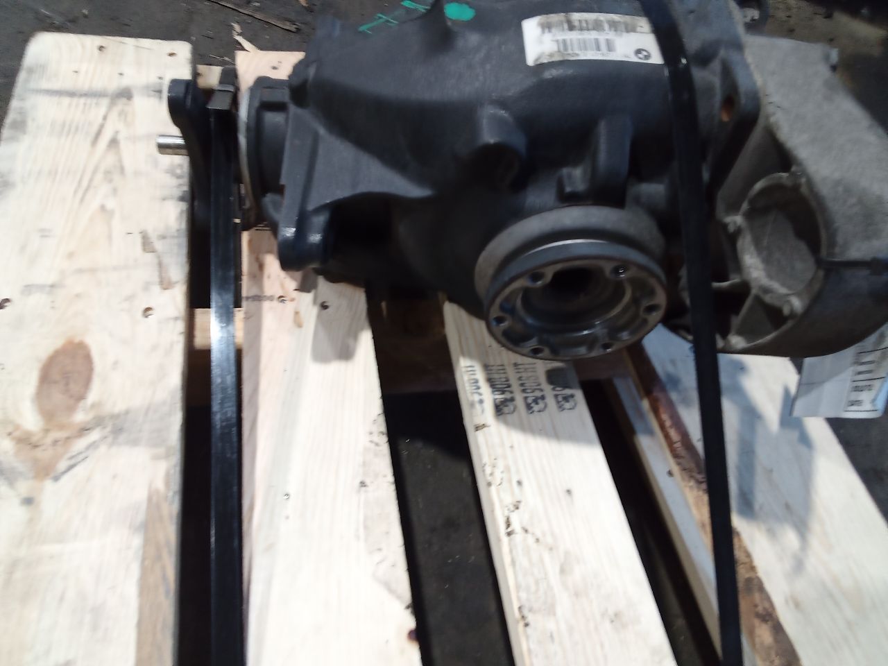Part image 3