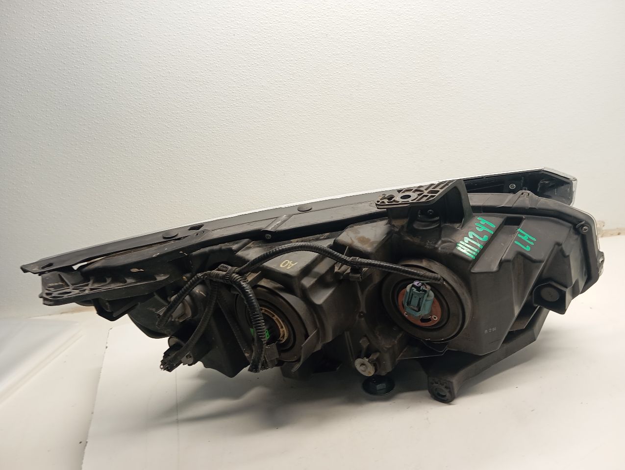 Part image 4