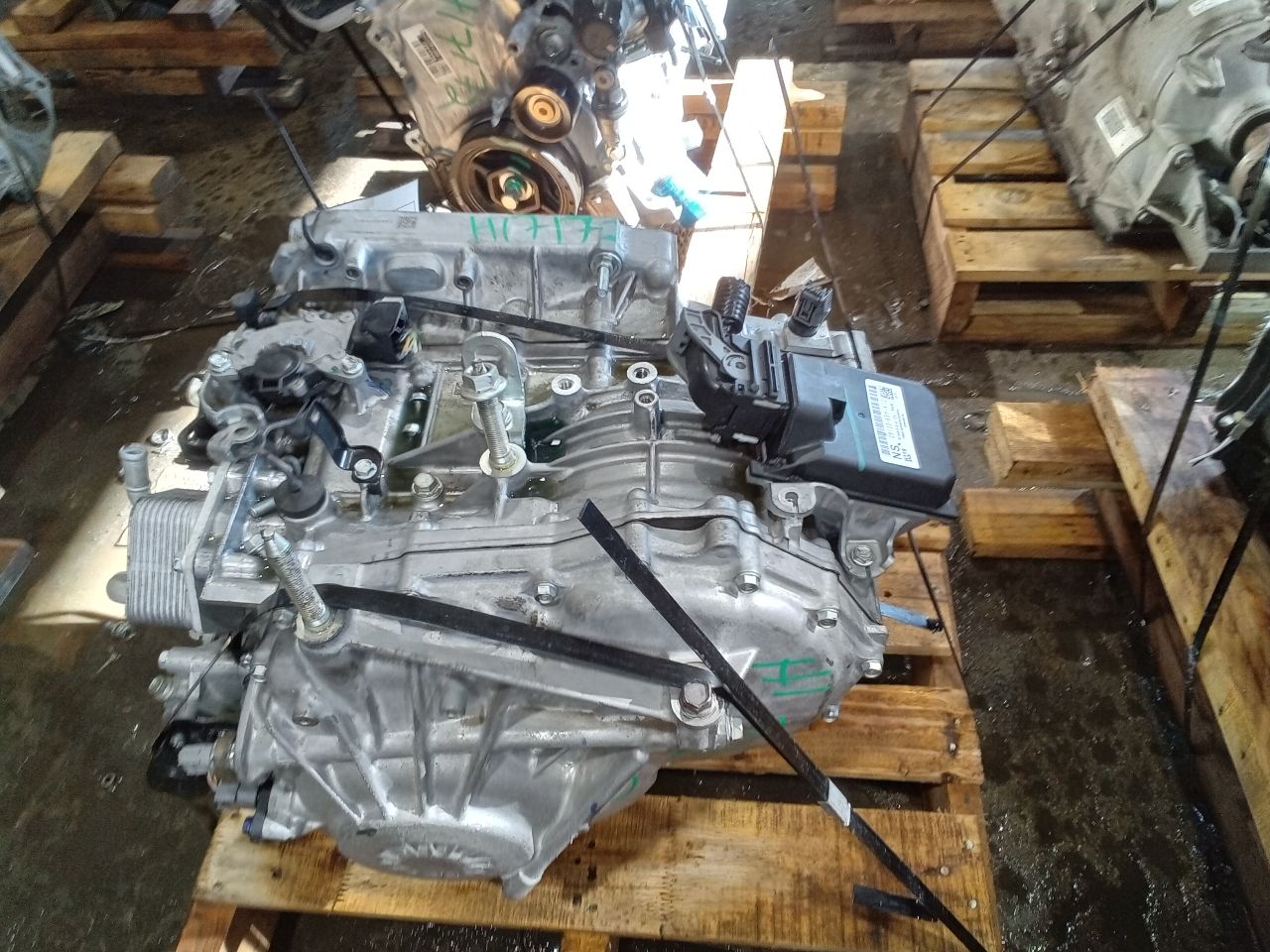 Part image 3