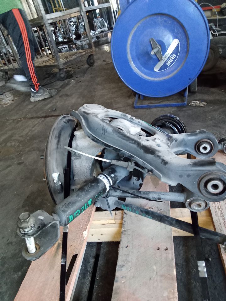 Part image 4
