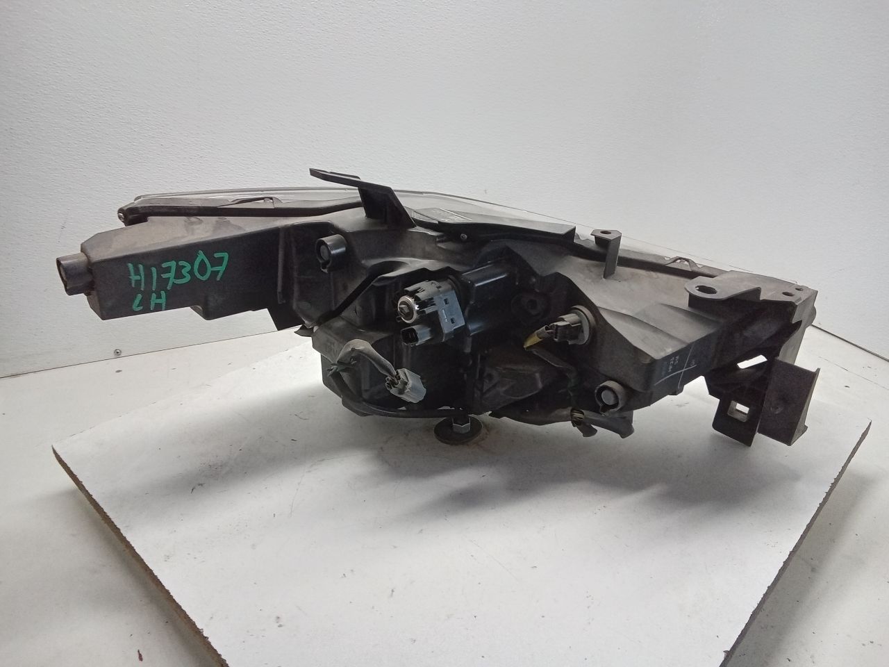 Part image 4