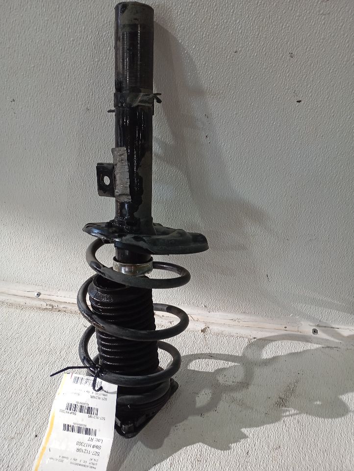 2022 Nissan ALTIMA Strut