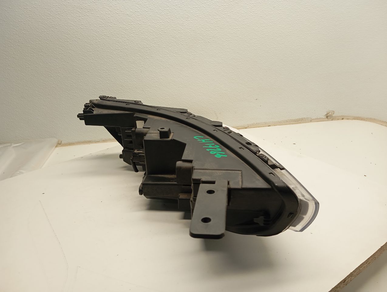 Part image 4