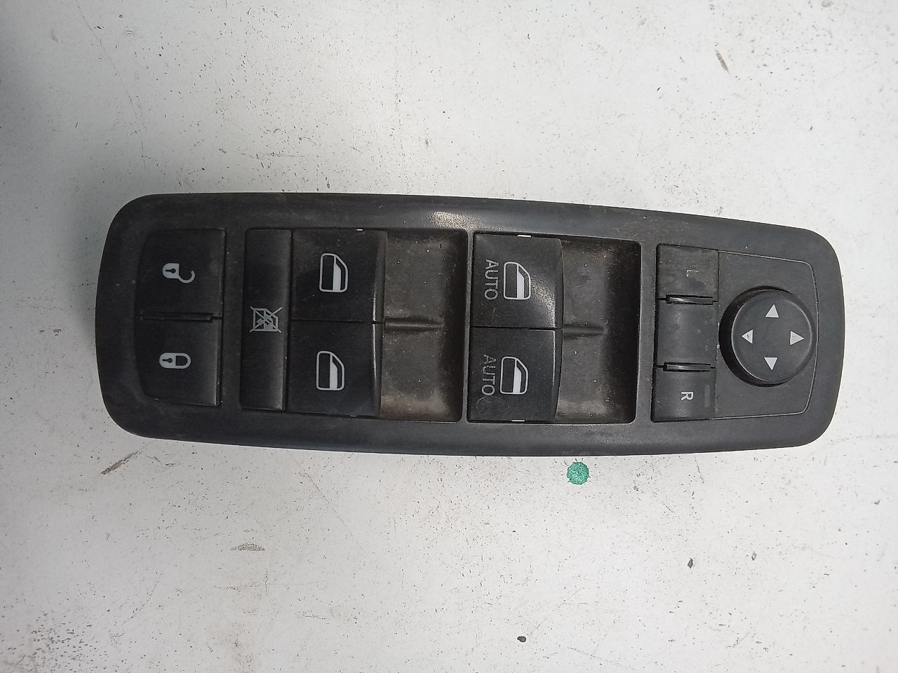 Used 2018 Chrysler DODGE 1500 PICKUP Front Door Switch - Stock #H16752