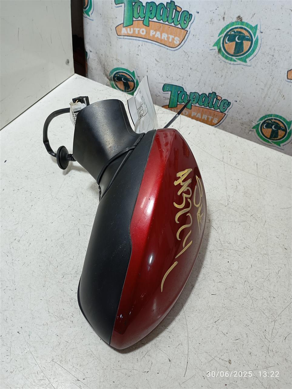Part image 3
