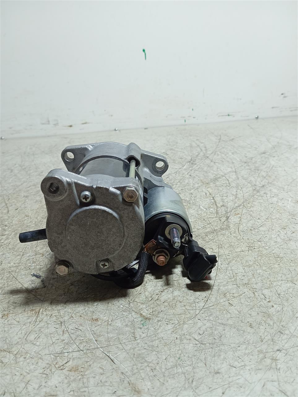 Part image 4