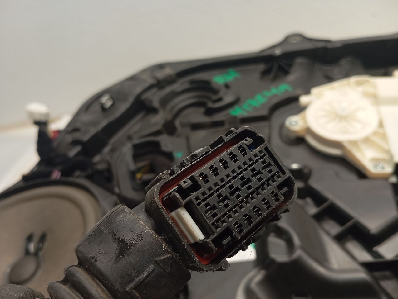 Part image 6
