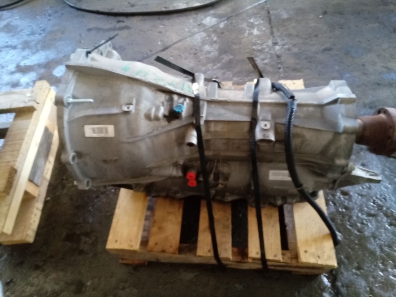 Part image 4