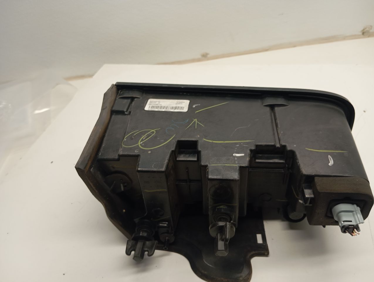 Part image 7
