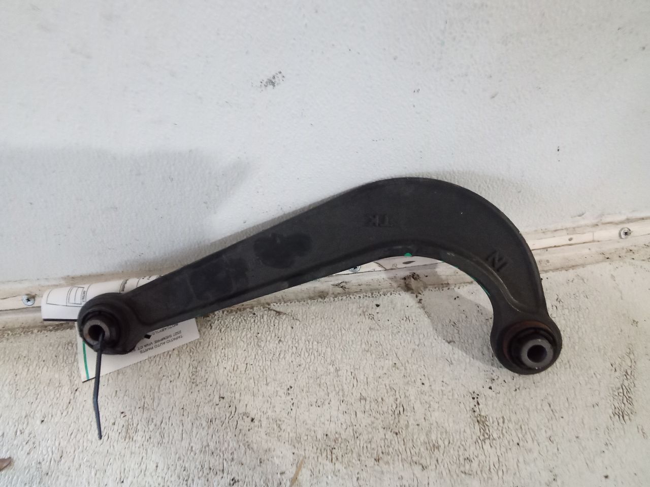 Part image 3